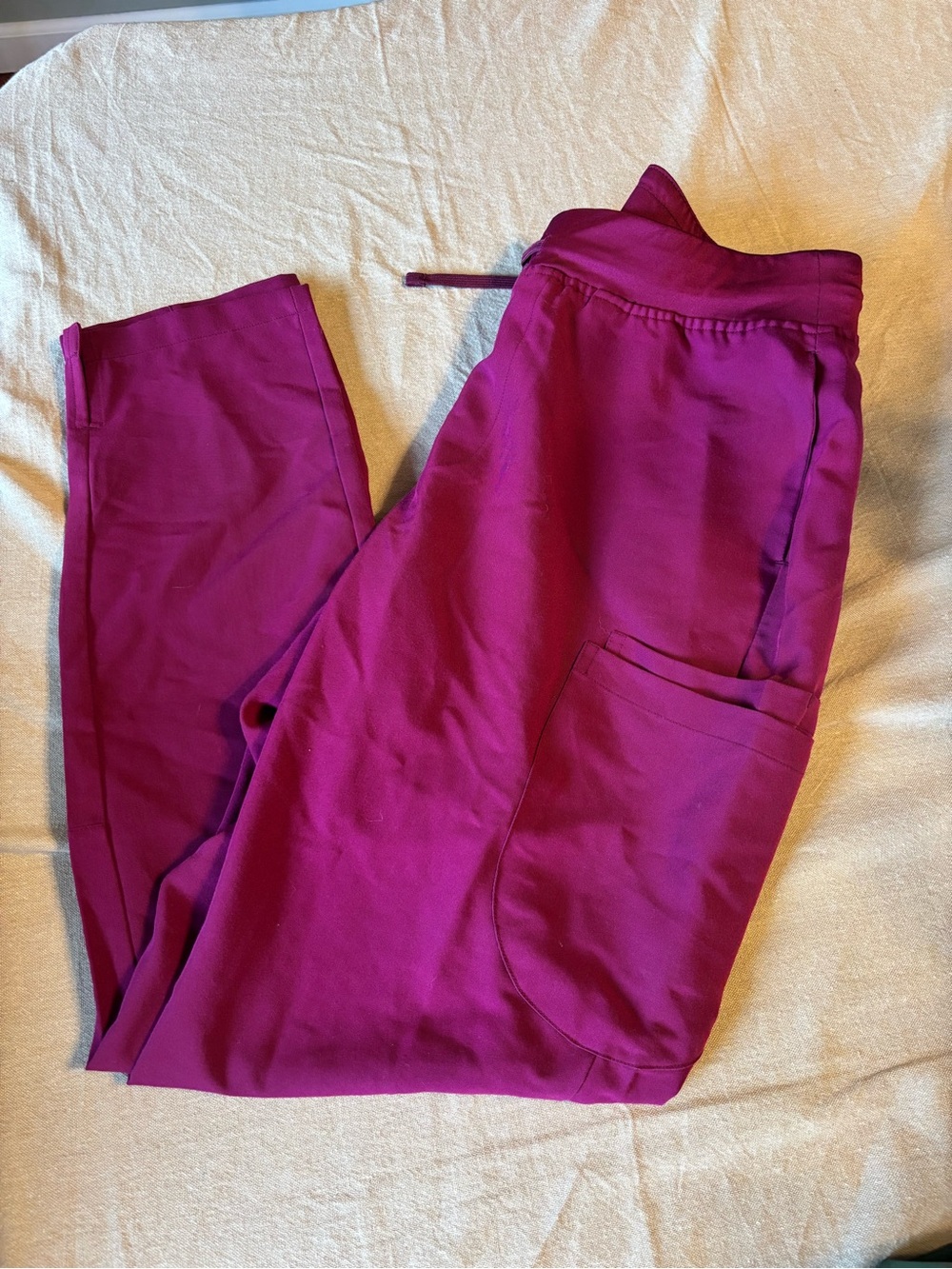 Mandala Women’s 6 Pocket Slim Scrub Pants in Sangria